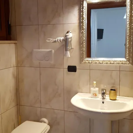 Giramondo Guest house *